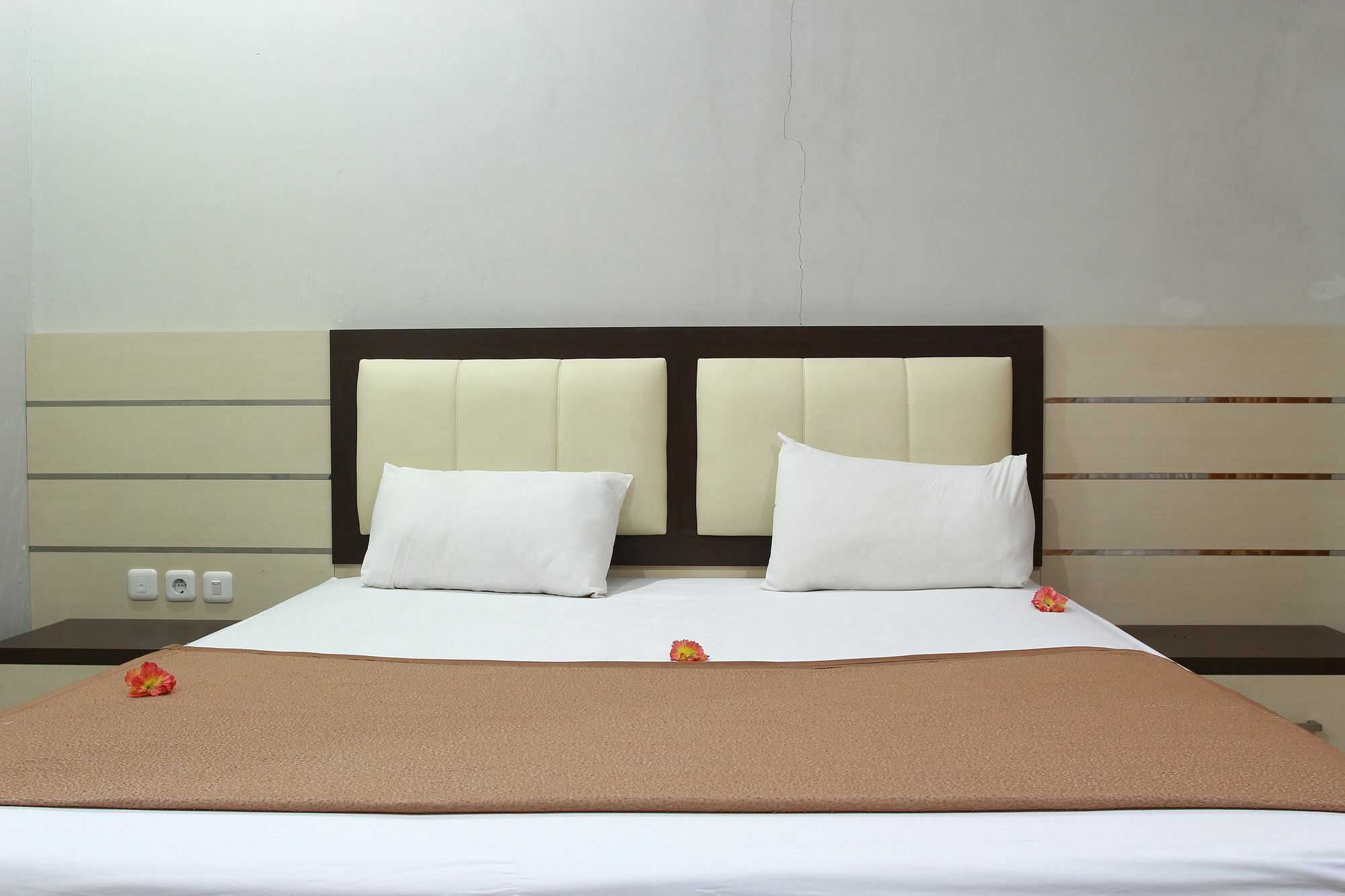 Puri Senggigi Hotel Mangsit Exterior foto
